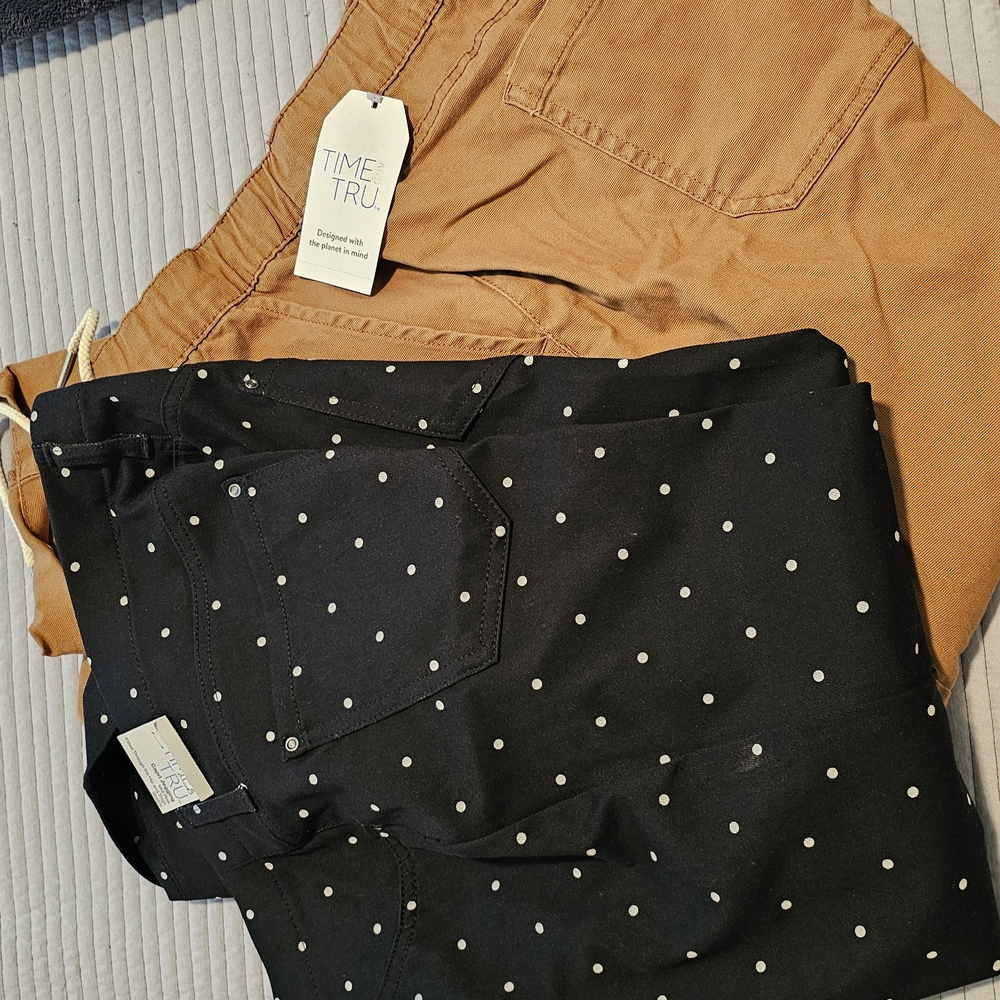 Time and Tru Polka Dot and Tan Pants Set